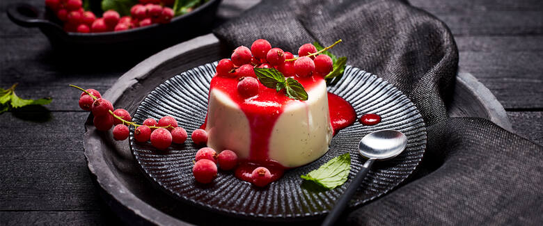 Johannisbeer Panna Cotta Mit Joghurt