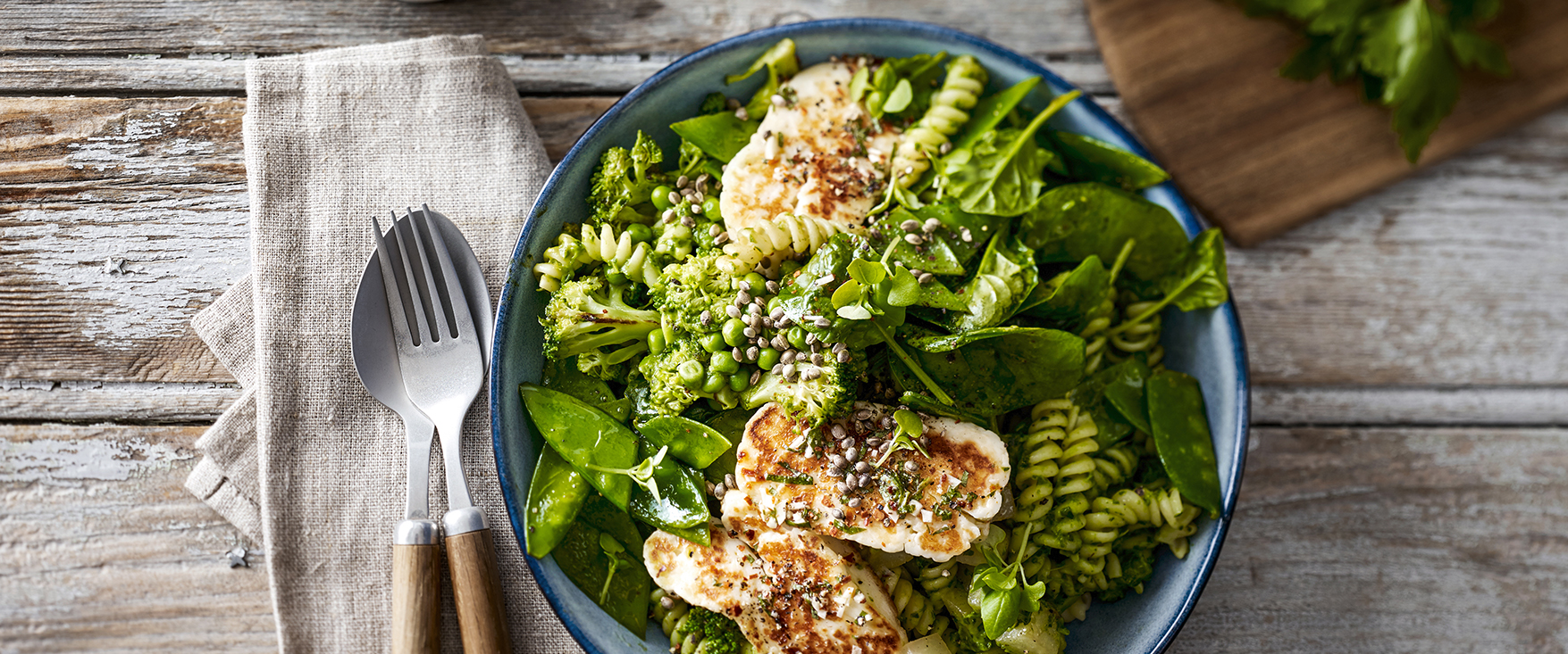 Veggi-Pasta mit mariniertem Halloumi